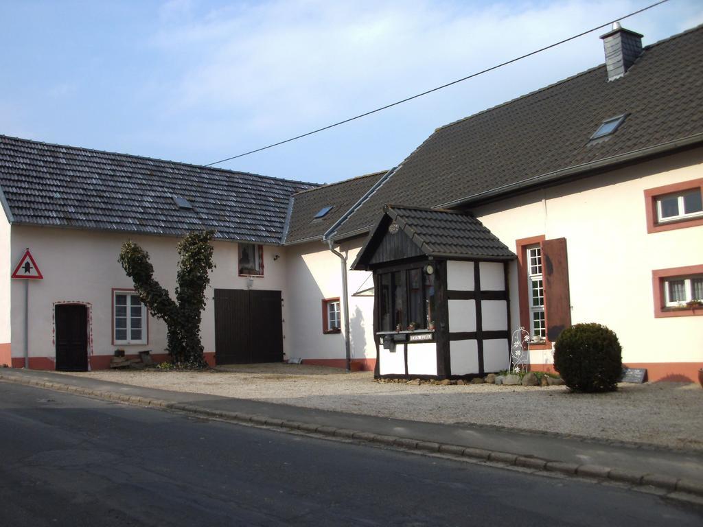 Haus Klara Hotel Mannebach  Luaran gambar
